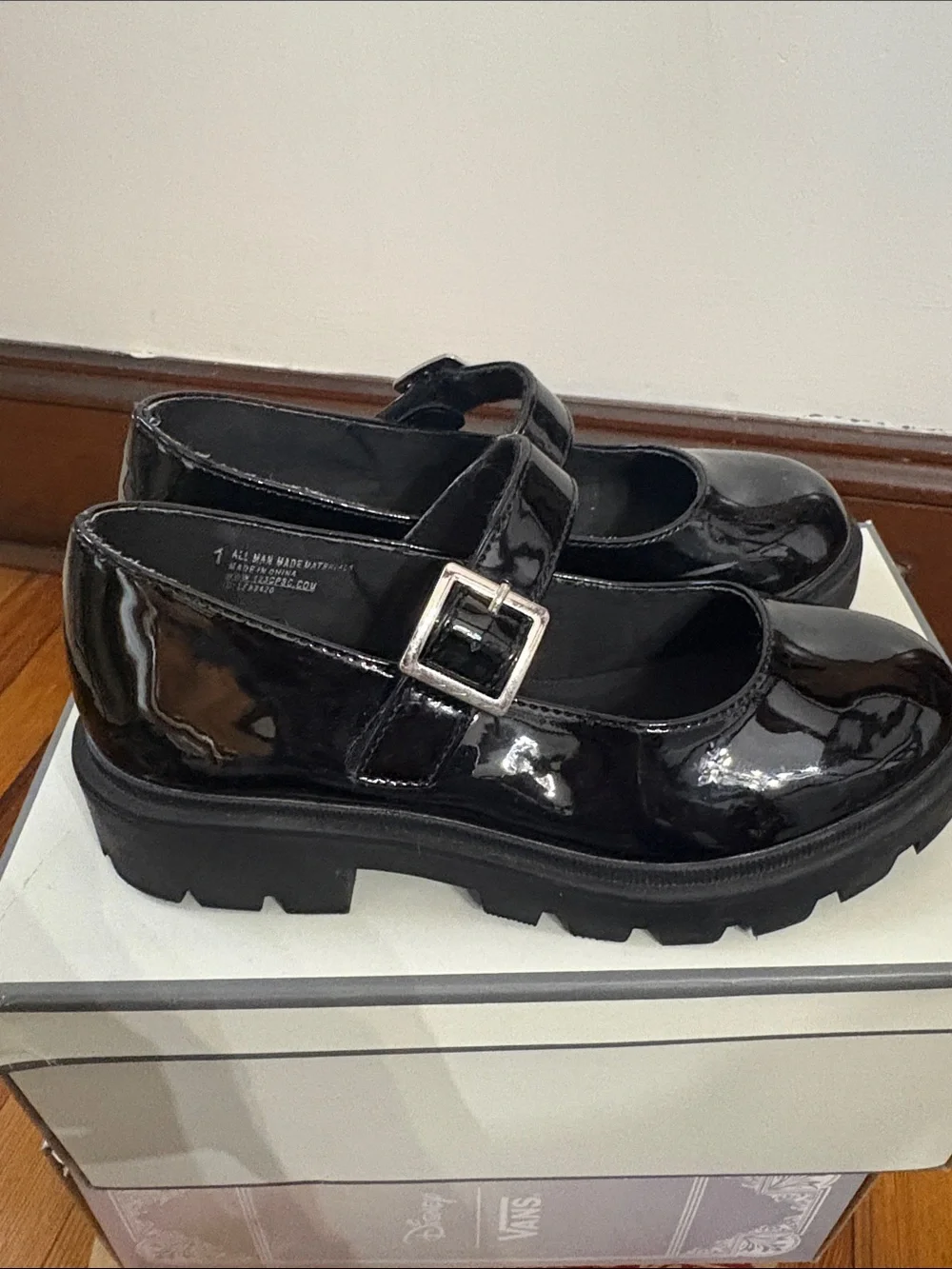 Vans Girls' Black Patent Mary Jane Buckle Shoes